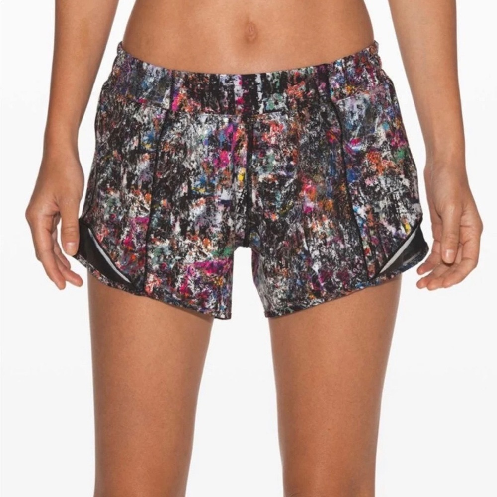 Lululemon Hotty hot shorts